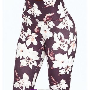 ๐BALANCE COLLECTION 25" Wild Plum Floral Leggings